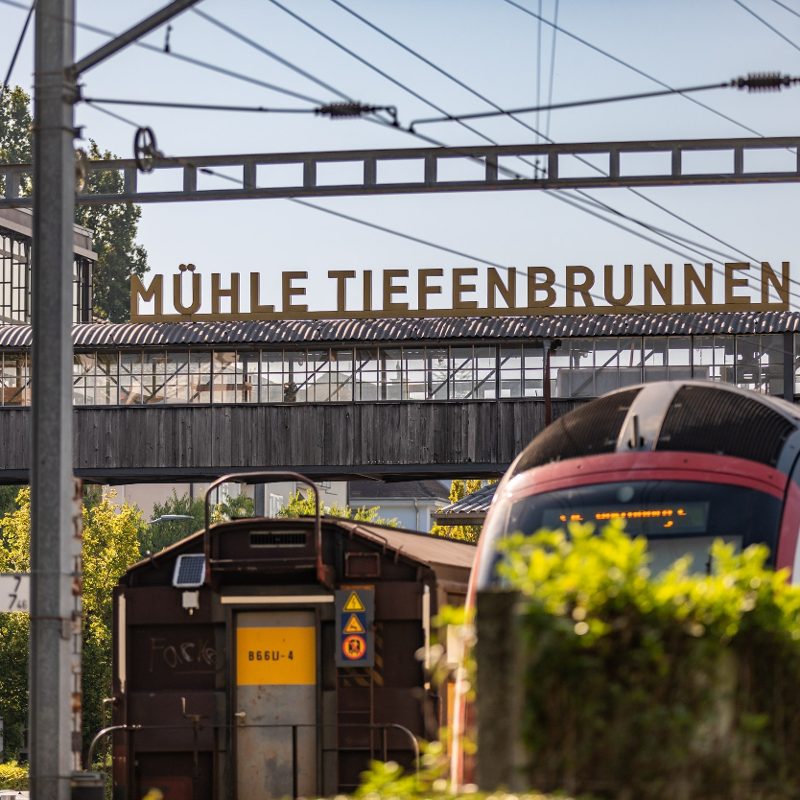 Bahnhof Tiefenbrunnen